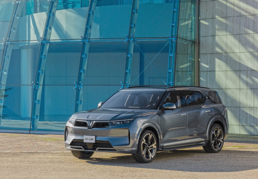 VINFAST CHÍNH THỨC NHẬN ĐẶT HÀNG XE VF e35, VF e36 TẠI TRIỂN LÃM CES 2022